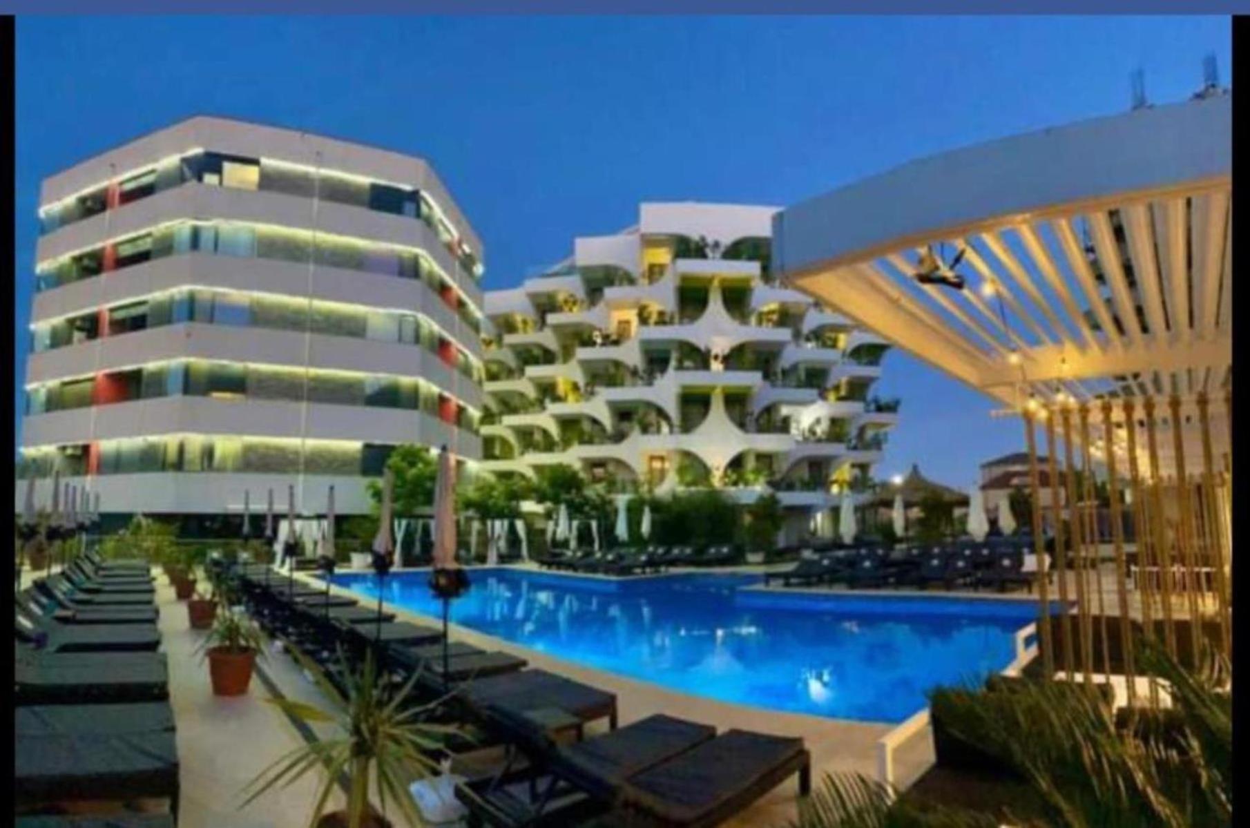 Thomas Luxury Apartment Năvodari Eksteriør bilde